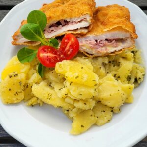 Cordon bleu petrezselymes burgonyával