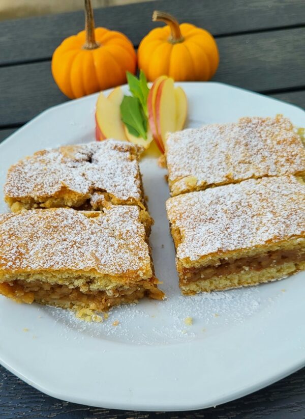 Almás pite