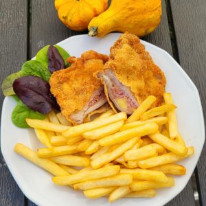 Cordon bleu sült burgonyával
