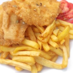 Tökmagos rántott szelet sült burgonyával