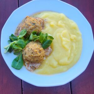 Töltött csirkecomb filé burgonyapürével